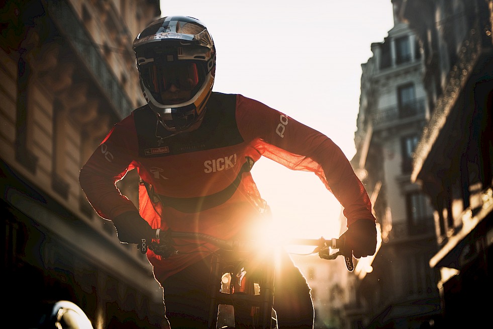 Mtb Rider Ballern In Frankreich Fabio Wibmers Urban Freeride Lives