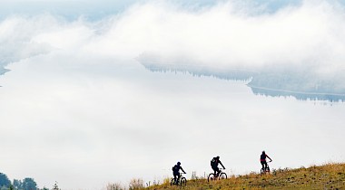 POC rüstet den Otocon mit einem RECCO-Reflektor aus